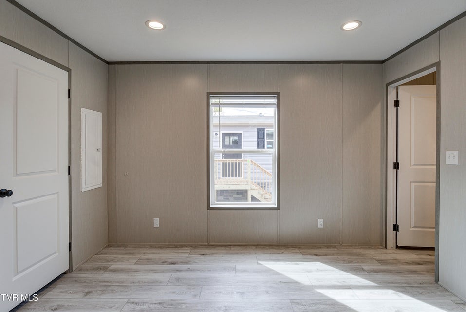 Photo #24: 202 Florida Avenue