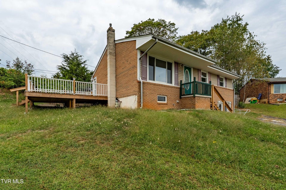 Photo #4: 1063 Jessie Lane