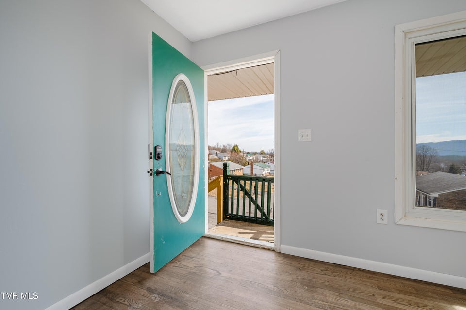 Photo #26: 1063 Jessie Lane