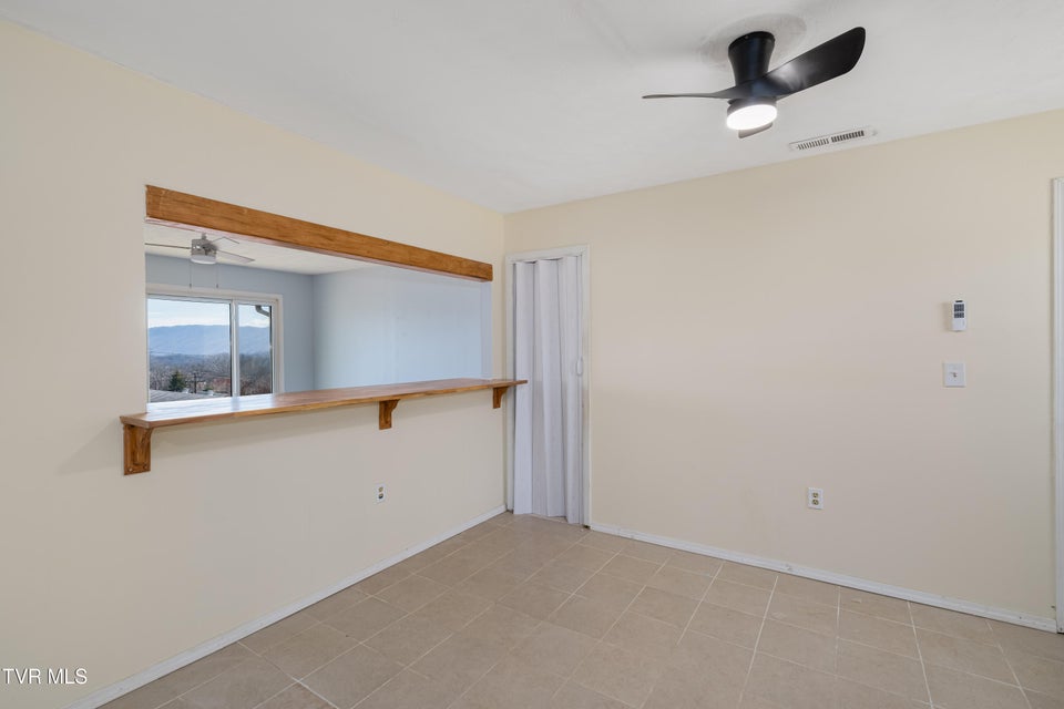 Photo #31: 1063 Jessie Lane