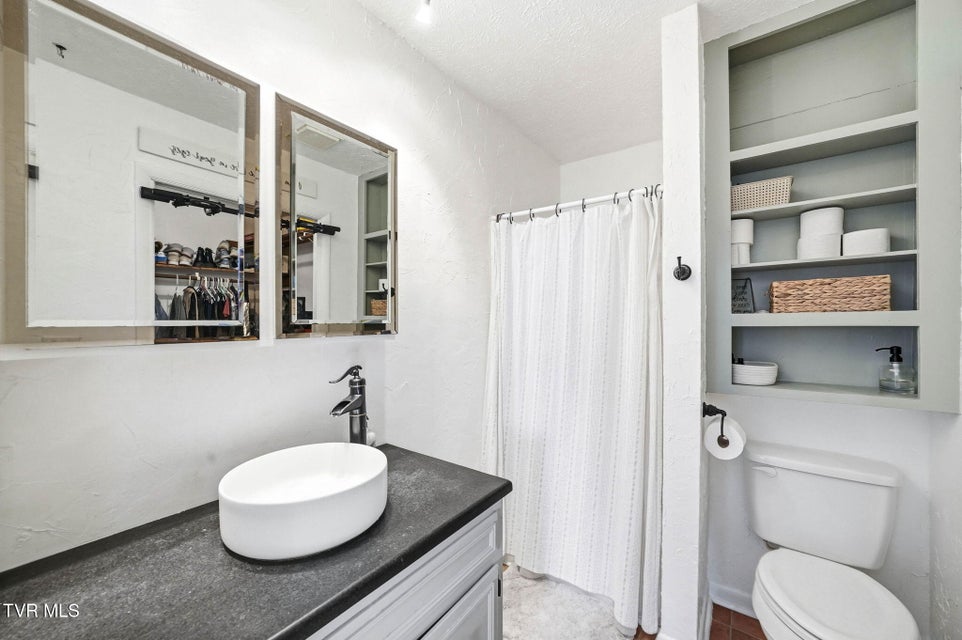 Photo #20: 297 Beaver Road