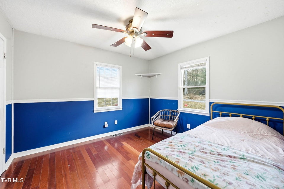 Photo #25: 19486 Astor Road