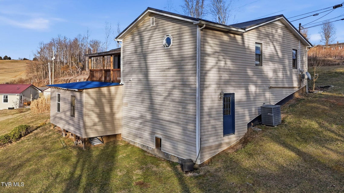 Photo #42: 19486 Astor Road