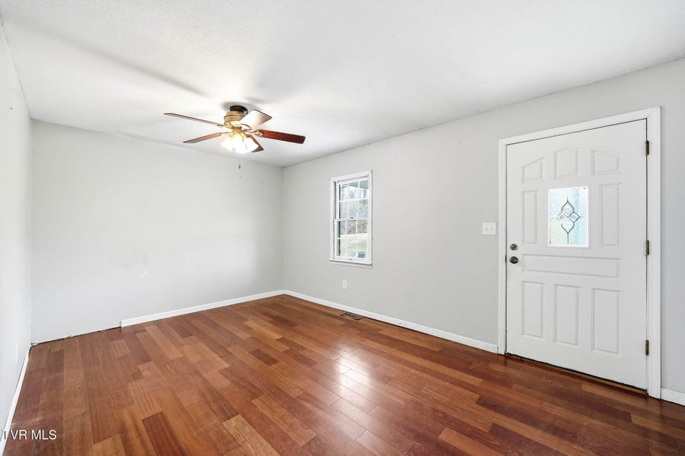 Photo #13: 19486 Astor Road