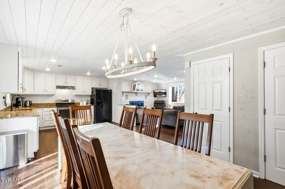 Photo #9: 297 Beaver Road