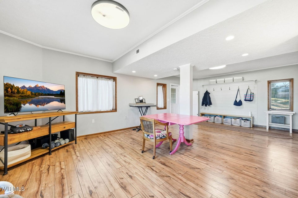 Photo #14: 297 Beaver Road