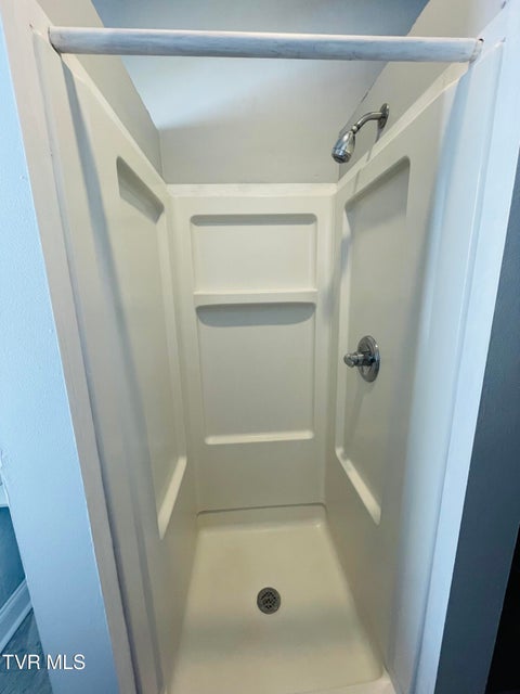 Photo #13: 204 Delaware Street