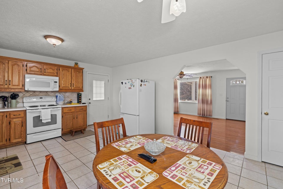 Photo #9: 1370 Raven Hill Road