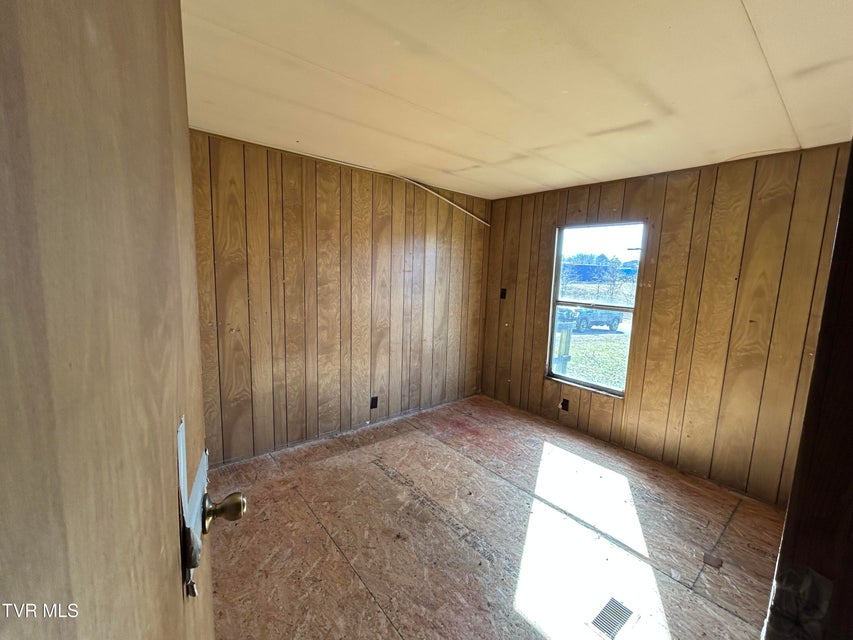 Photo #10: 76 Orion Road