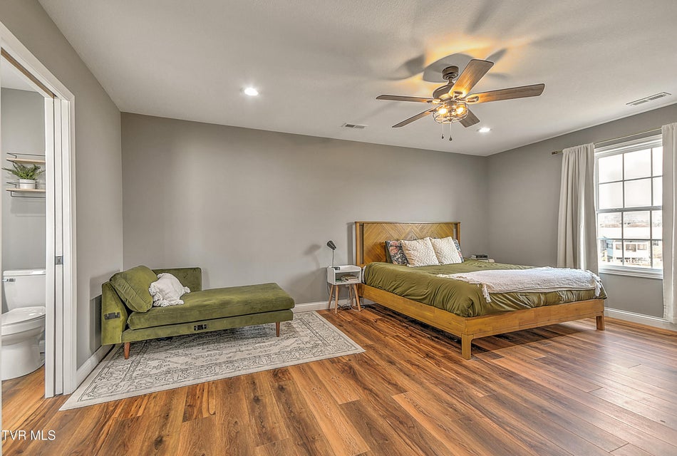 Photo #30: 1975 Erwin Highway