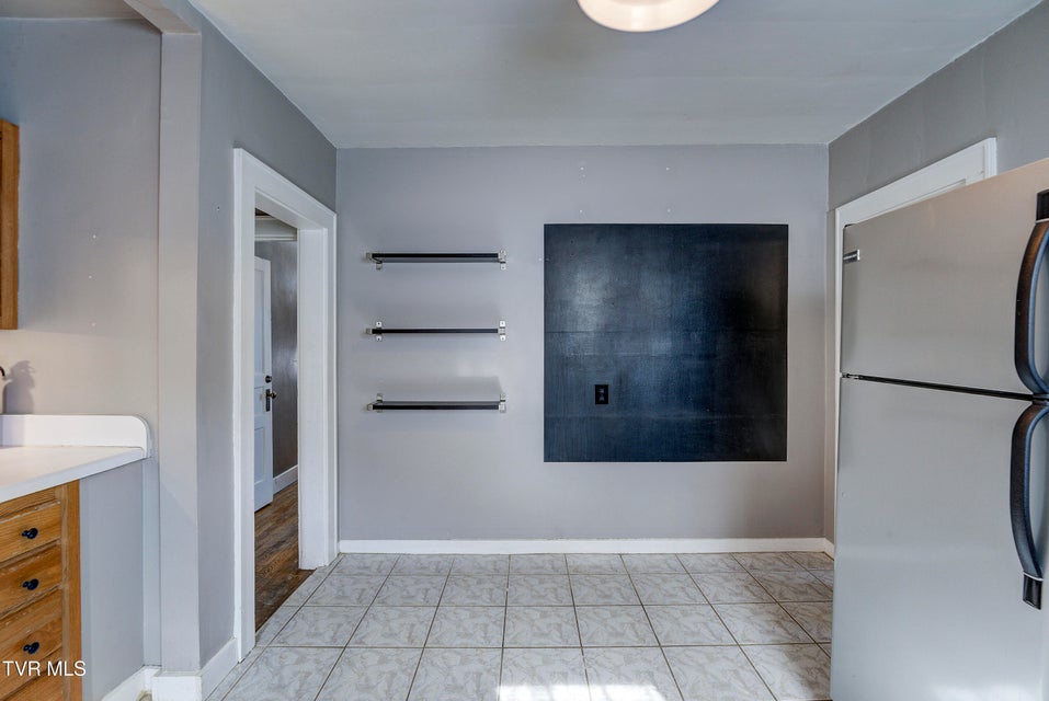 Photo #9: 219 Chilhowie Avenue