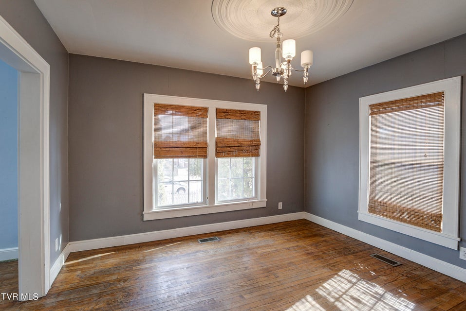 Photo #12: 219 Chilhowie Avenue