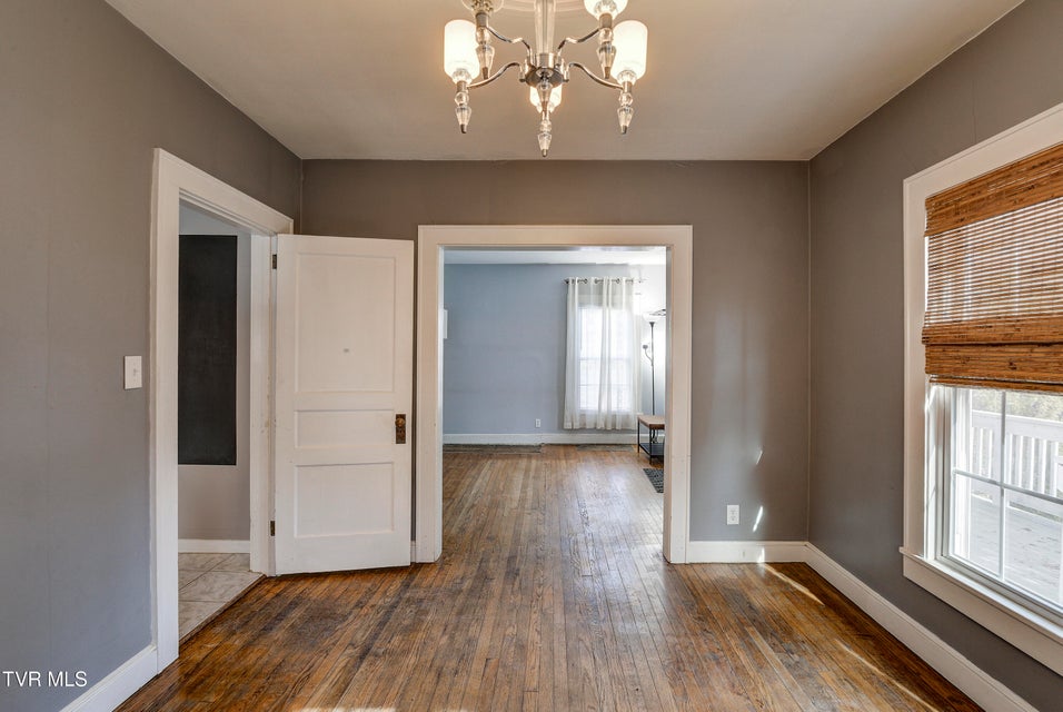 Photo #13: 219 Chilhowie Avenue