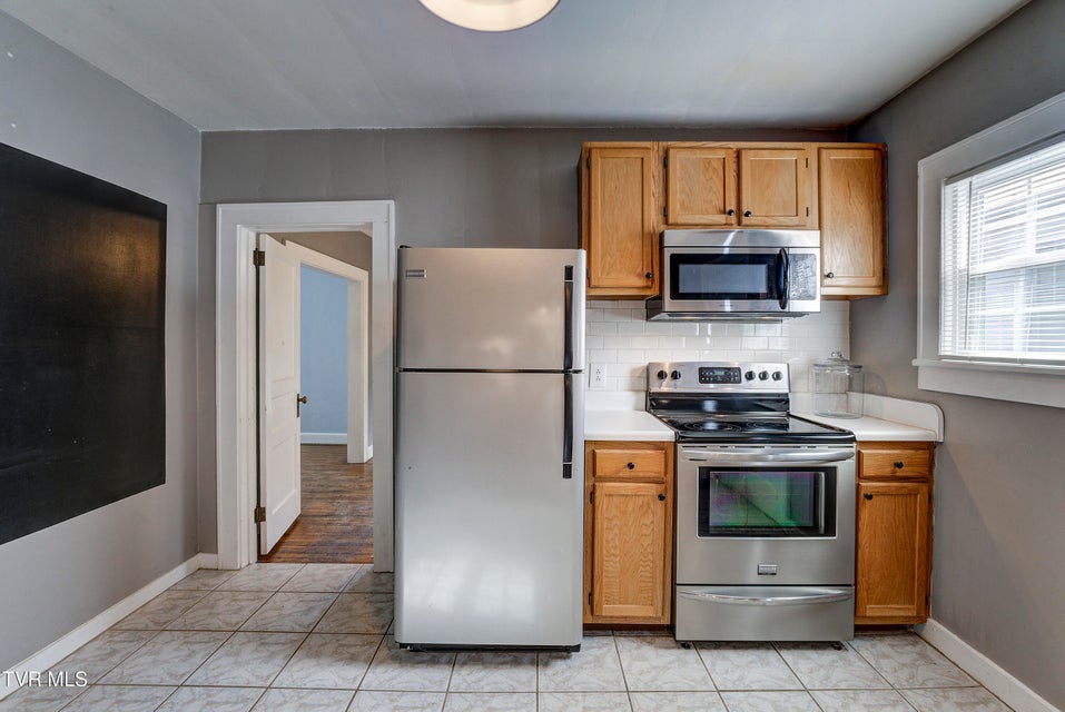 Photo #21: 219 Chilhowie Avenue