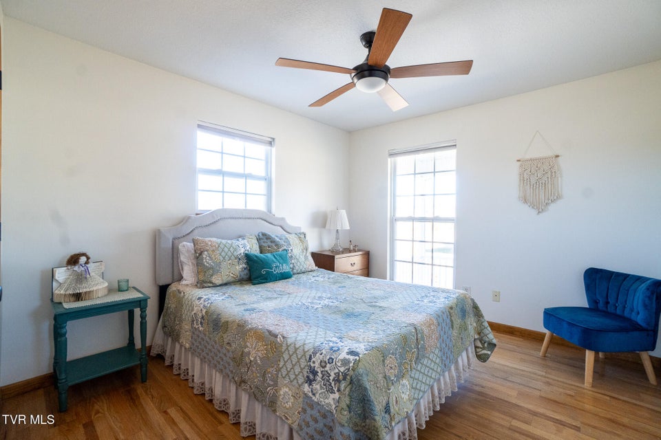 Photo #26: 105 Maple Crest