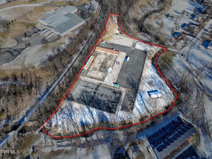 Photo #30: 160 Creekside Trail