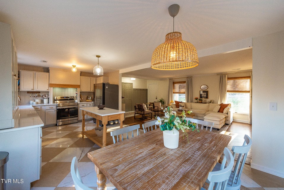 Photo #11: 4316 Briarwood Road