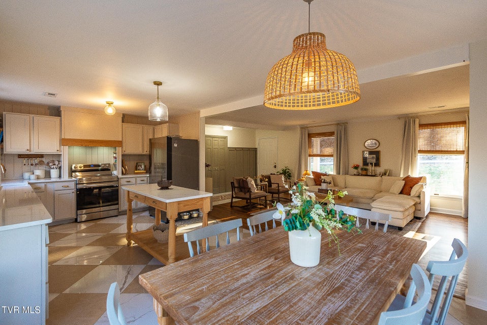 Photo #17: 4316 Briarwood Road