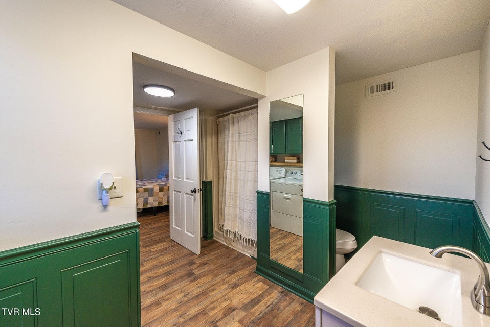 Photo #38: 4316 Briarwood Road