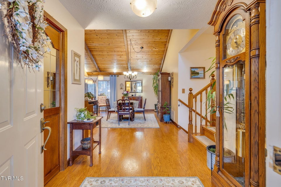 Photo #6: 185 Picadilly Lane