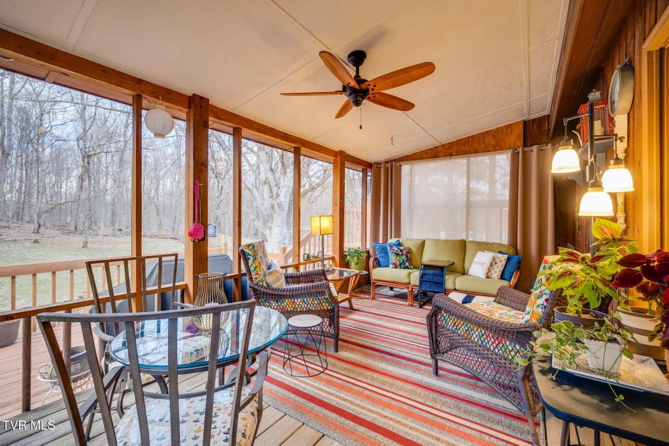 Photo #28: 185 Picadilly Lane