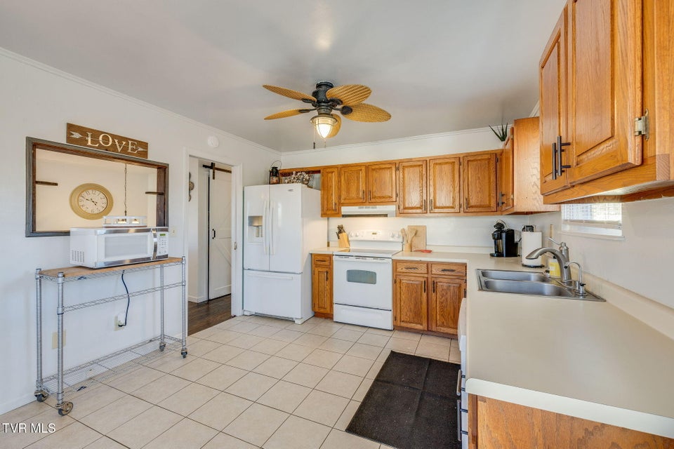 Photo #12: 166 Franklin Heights Road