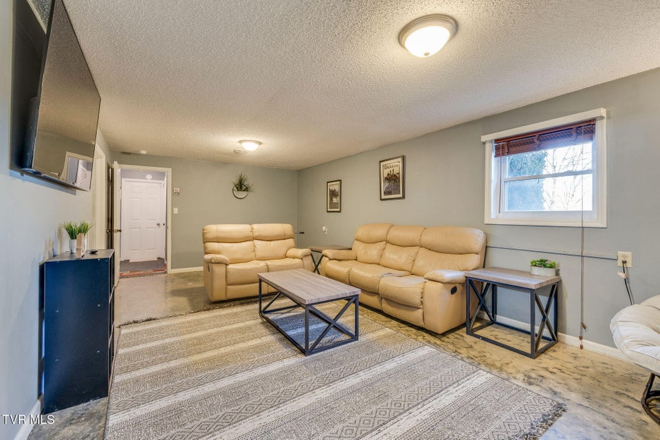 Photo #26: 166 Franklin Heights Road