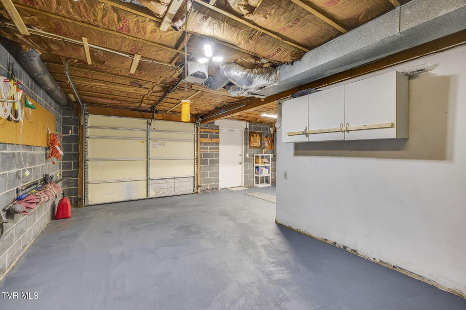 Photo #31: 166 Franklin Heights Road