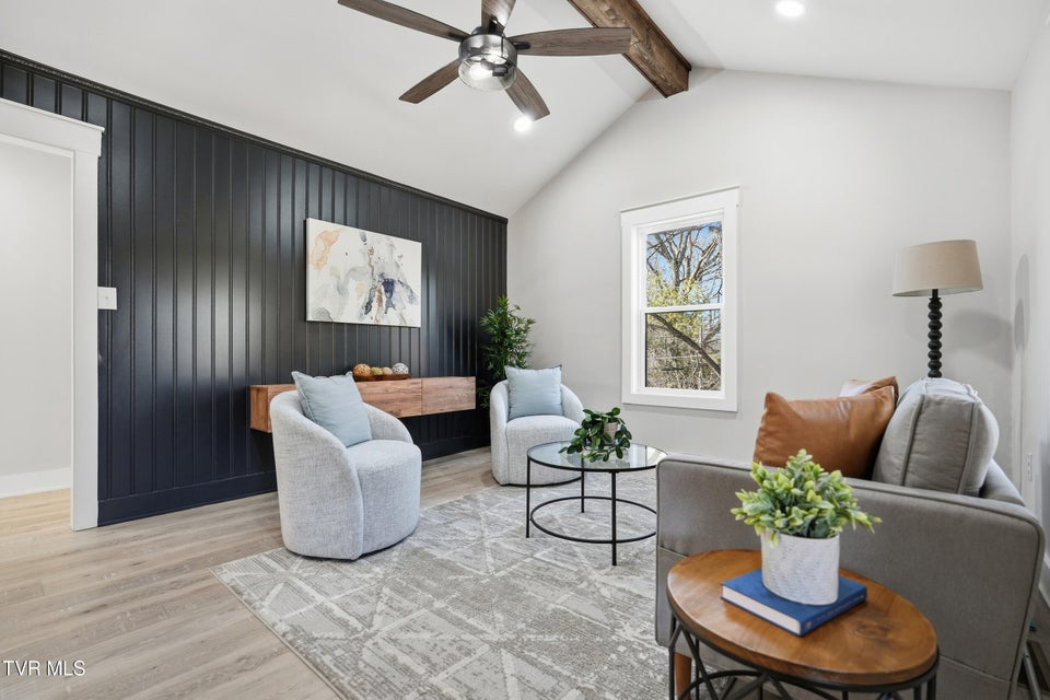 Photo #11: 400 Cherokee Street