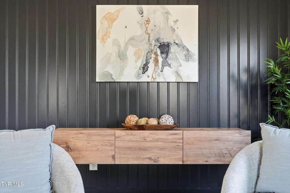 Photo #13: 400 Cherokee Street