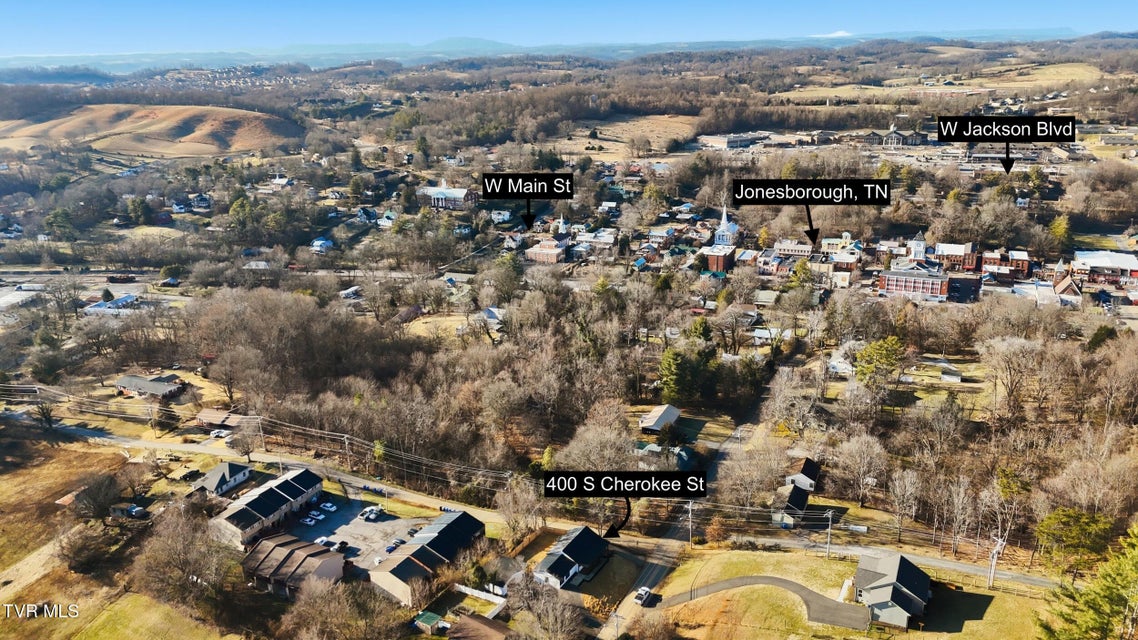 Photo #7: 400 Cherokee Street