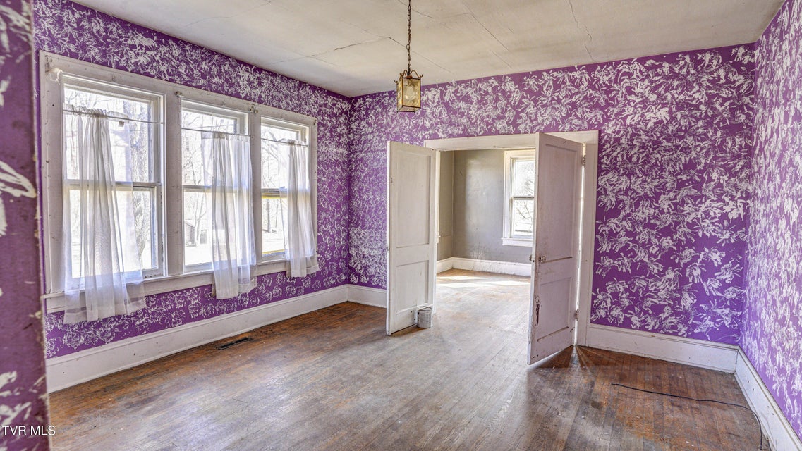 Photo #20: 985 Old Abingdon Highway