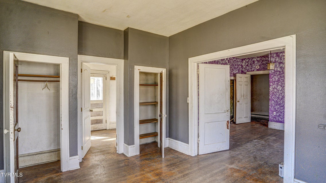 Photo #24: 985 Old Abingdon Highway