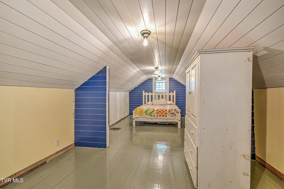 Photo #25: 163 Island Road