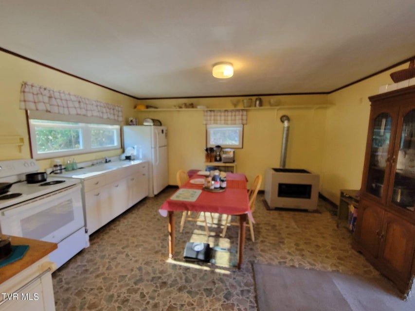 Photo #24: 825 Sandy Valley Road