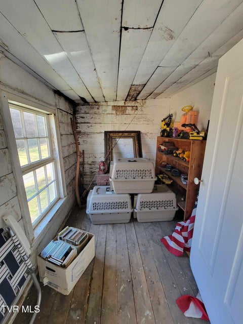 Photo #33: 825 Sandy Valley Road