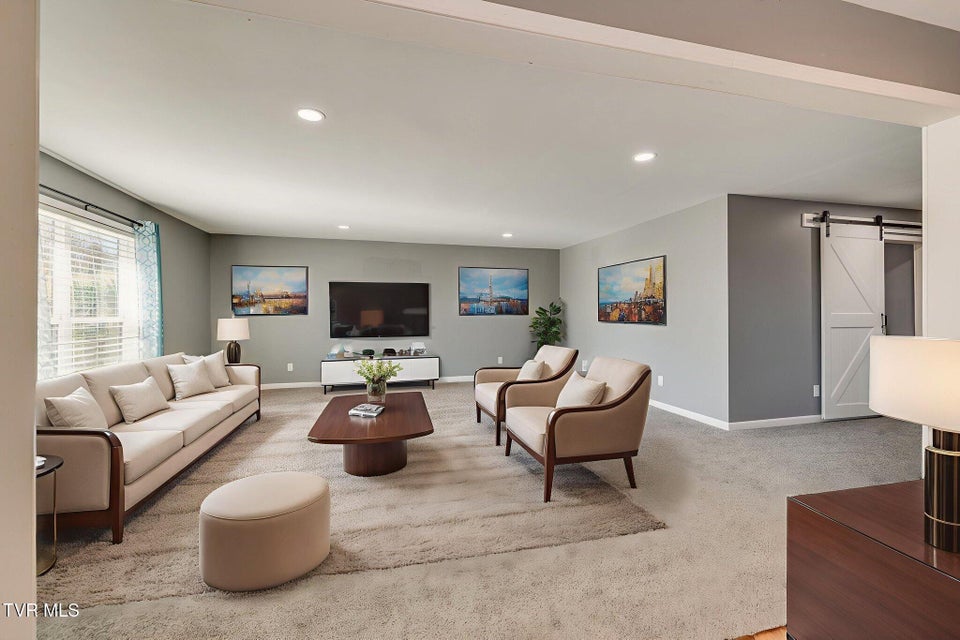 Photo #12: 307 Carolina Street