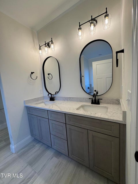 Photo #10: 1196 Hawley Road