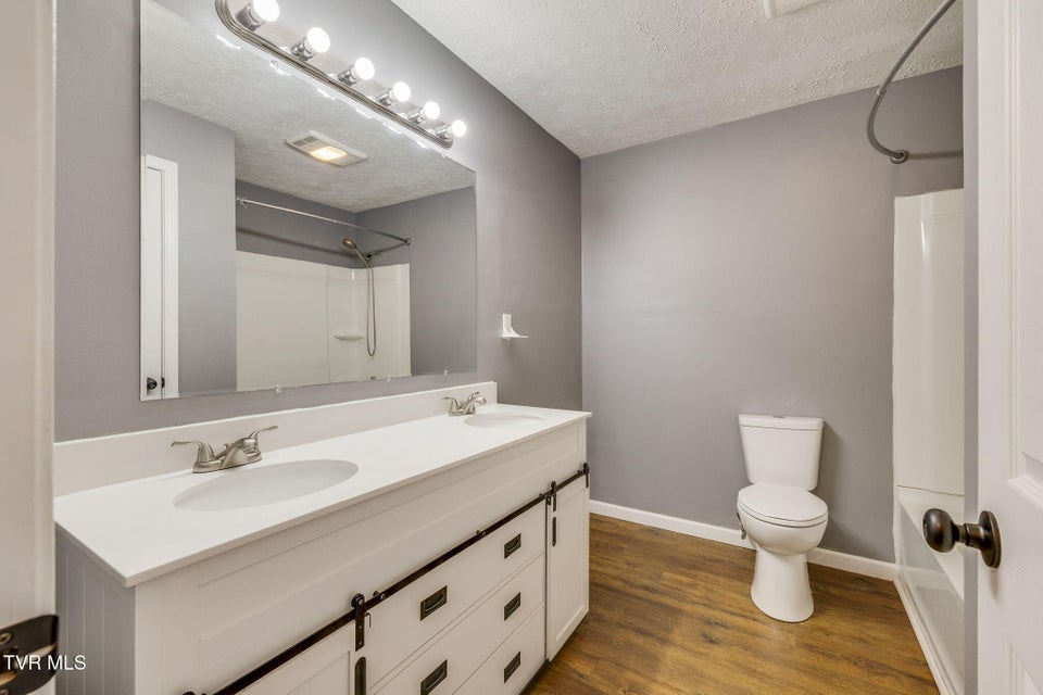 Photo #27: 307 Carolina Street