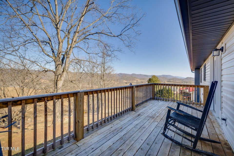 Photo #38: 307 Carolina Street