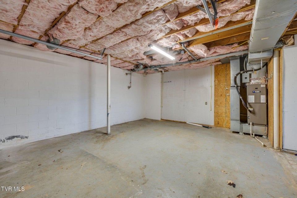 Photo #37: 307 Carolina Street