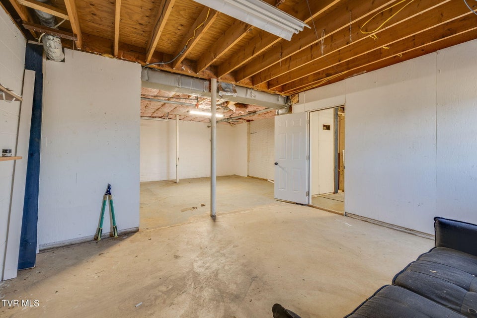 Photo #35: 307 Carolina Street