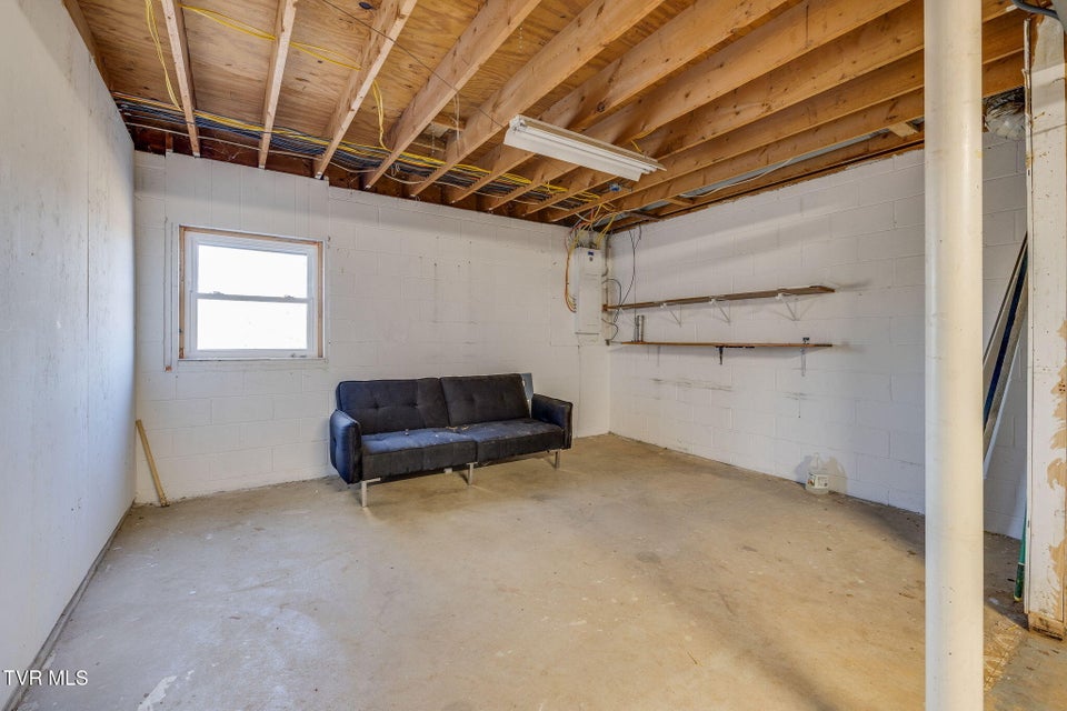 Photo #34: 307 Carolina Street