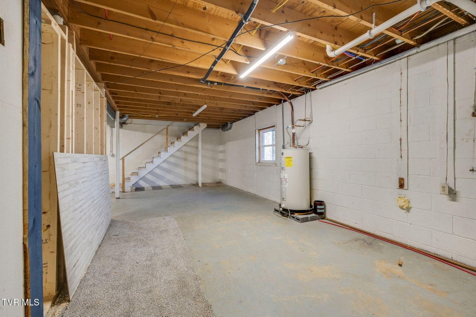 Photo #33: 307 Carolina Street