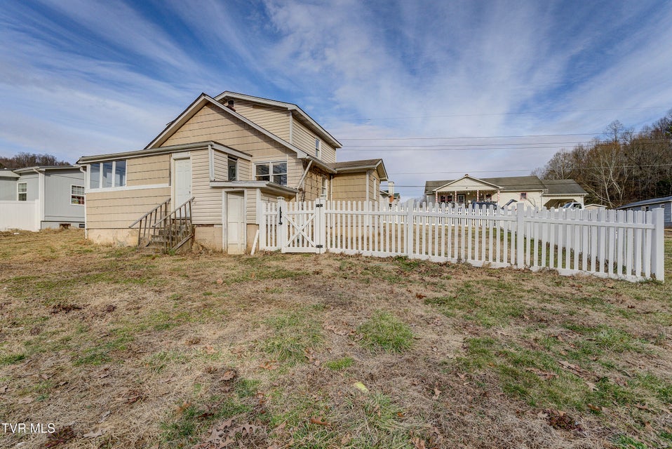 Photo #22: 1908 Darnell Drive