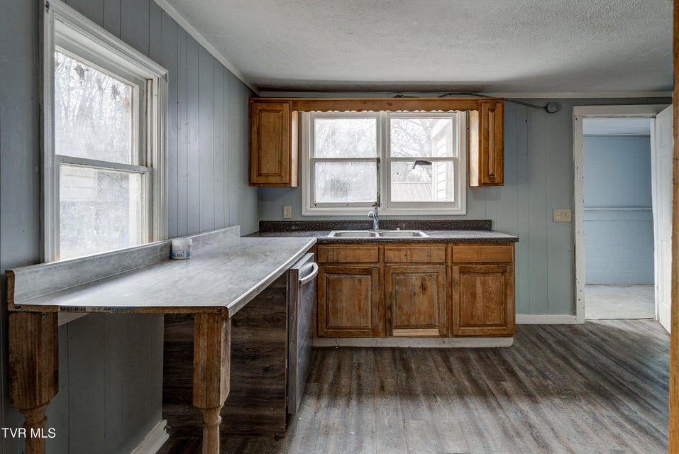 Photo #9: 1908 Darnell Drive