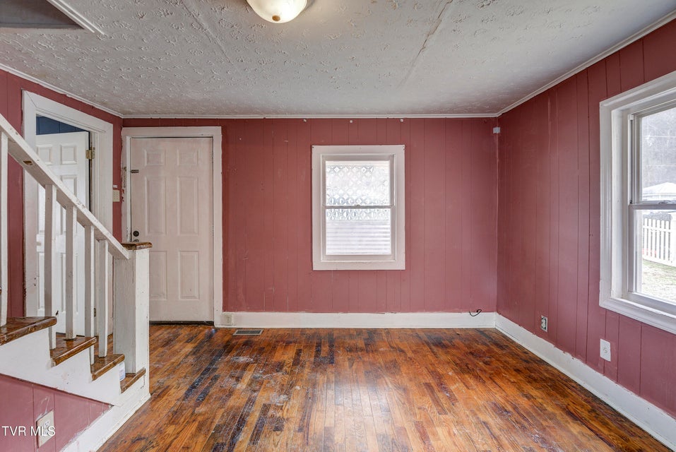 Photo #7: 1908 Darnell Drive