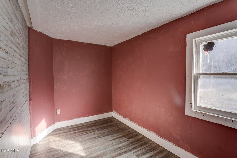 Photo #18: 1908 Darnell Drive