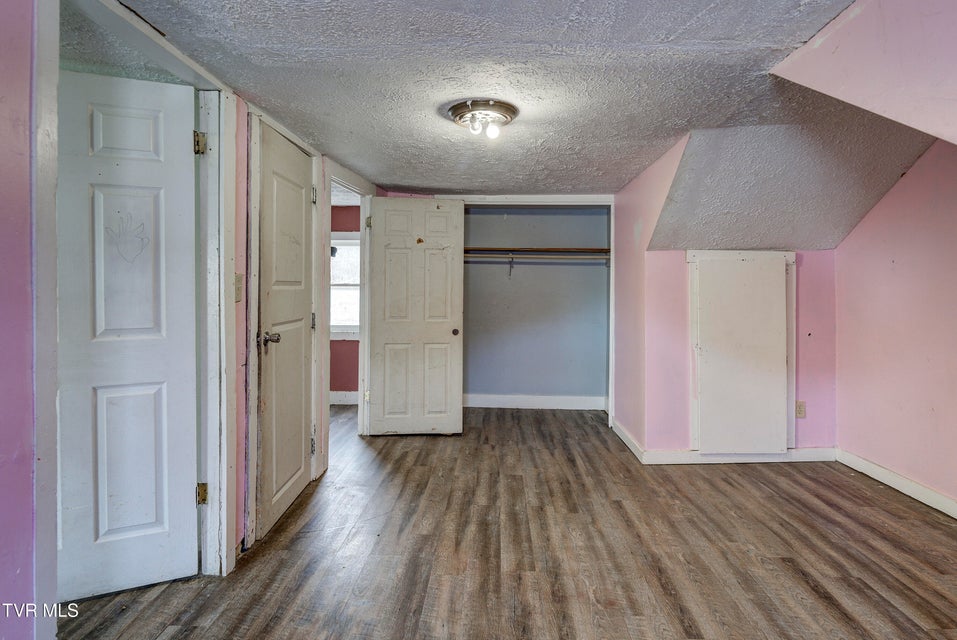 Photo #30: 1908 Darnell Drive