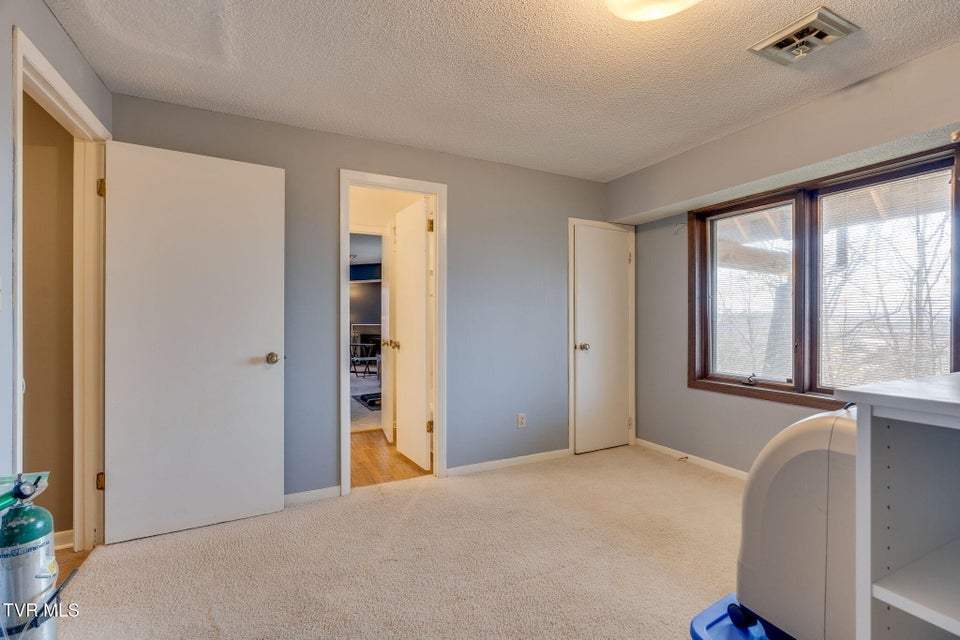 Photo #31: 316 Hickory Bluff